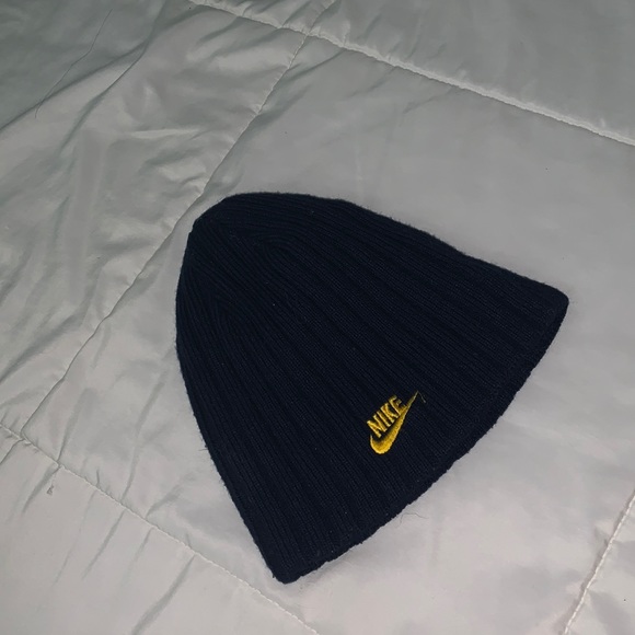 Nike Other - Nike winter hat blue and gold special edition uofM